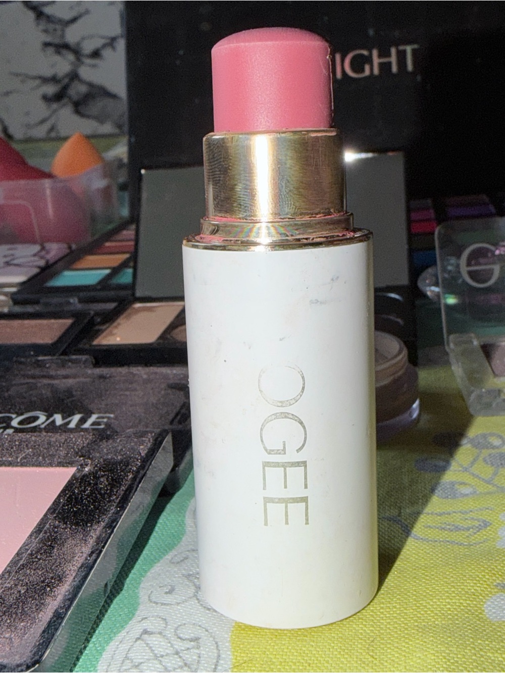 Makeup Kit - Picture 4 of 5